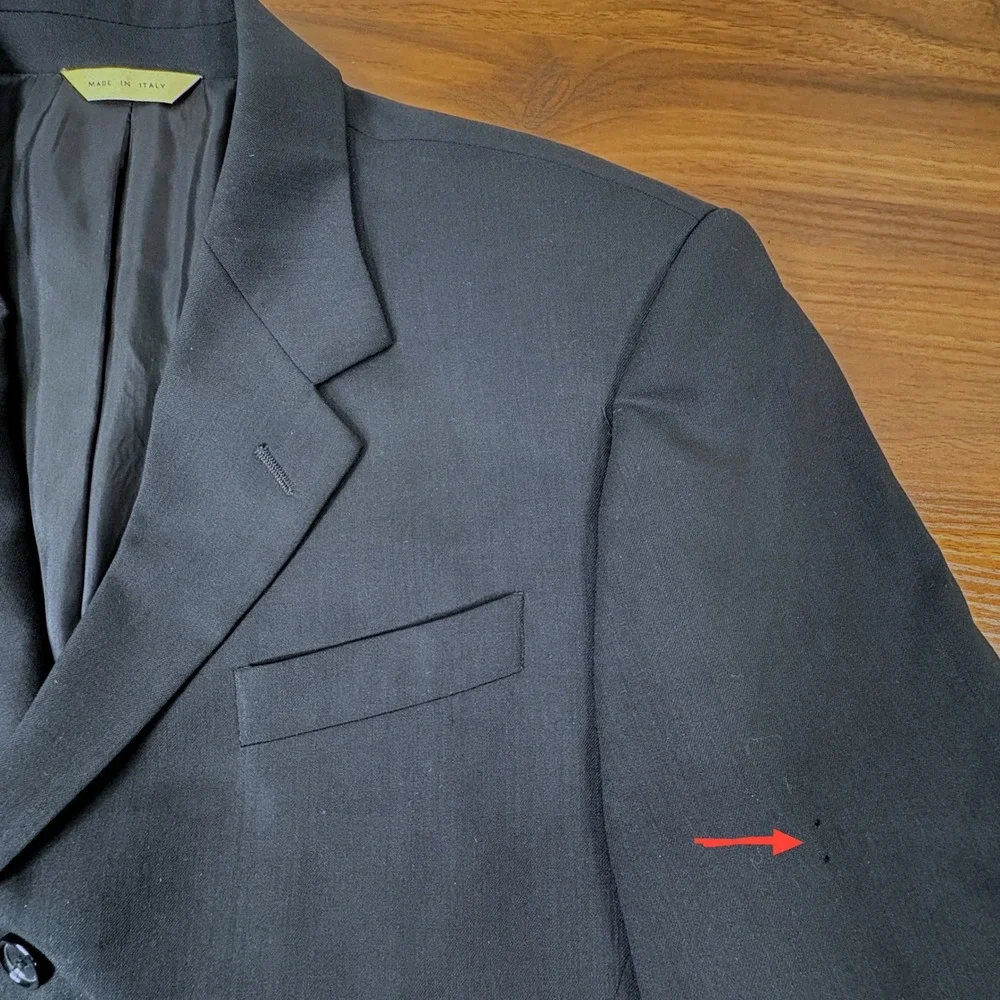 Donna Karan Signature Blazer 40R Vintage 90s Black 100% Wool Made in Italy Chic